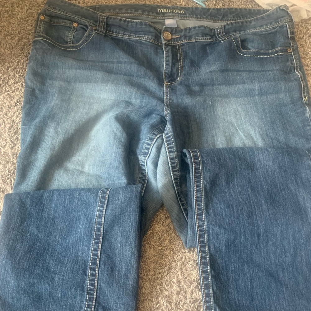 Maurices jeans